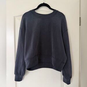 Lululemon perfectly oversized cropped crew softstreme sweatshirt